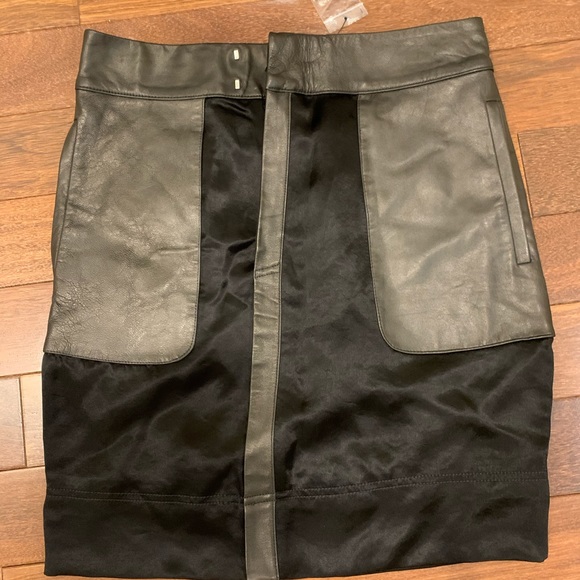 Marc by Marc Jacobs leather skirt - Picture 3 of 3
